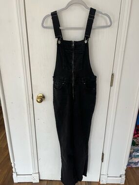 Zara Black Women’s Denim Overalls with stretch, Medium